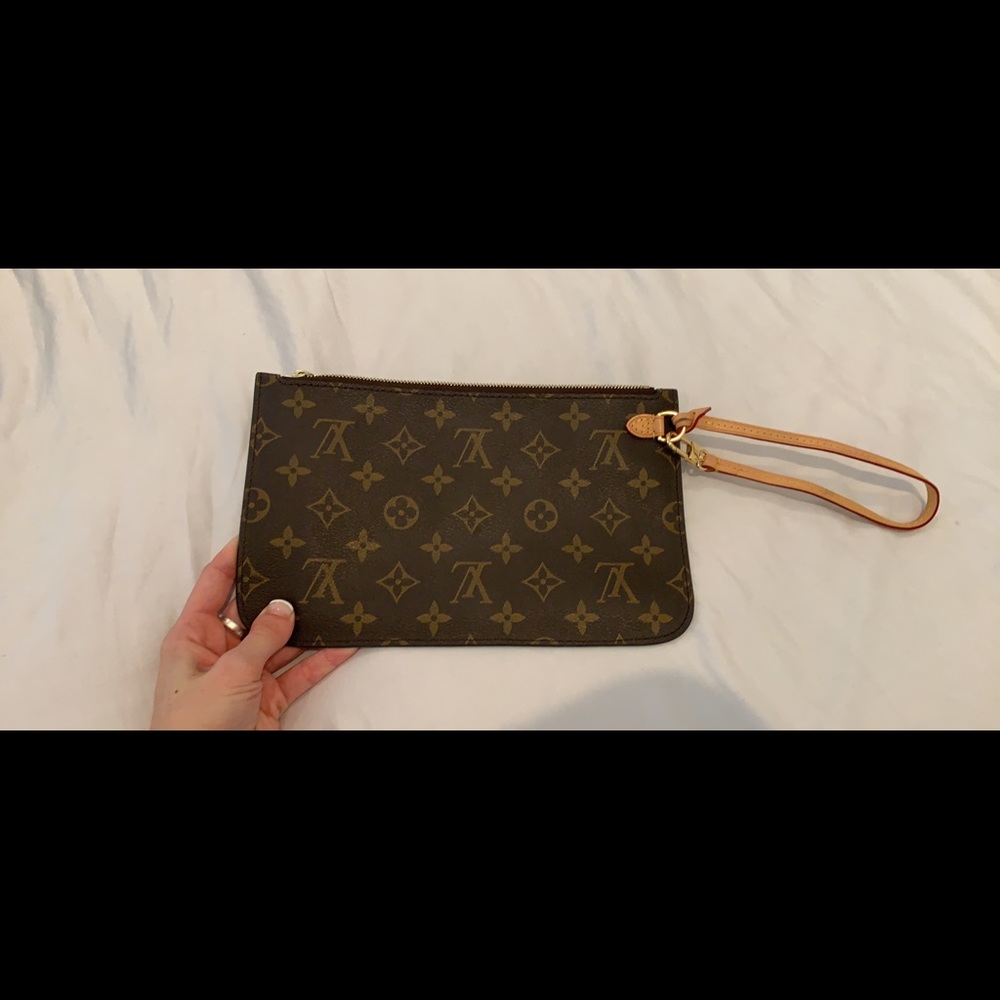 Small clutch I dont use it enough to keep around